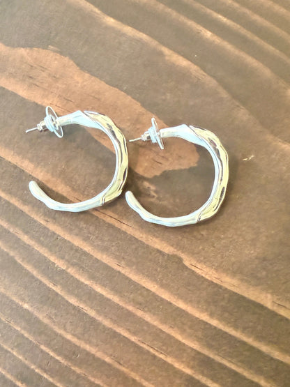 wavy hoop earrings
