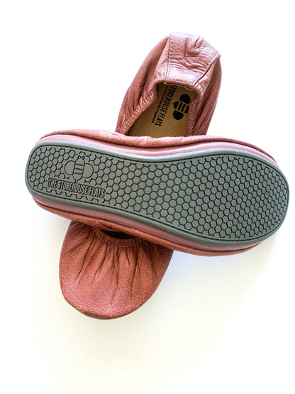 Mauve Oil Tanned