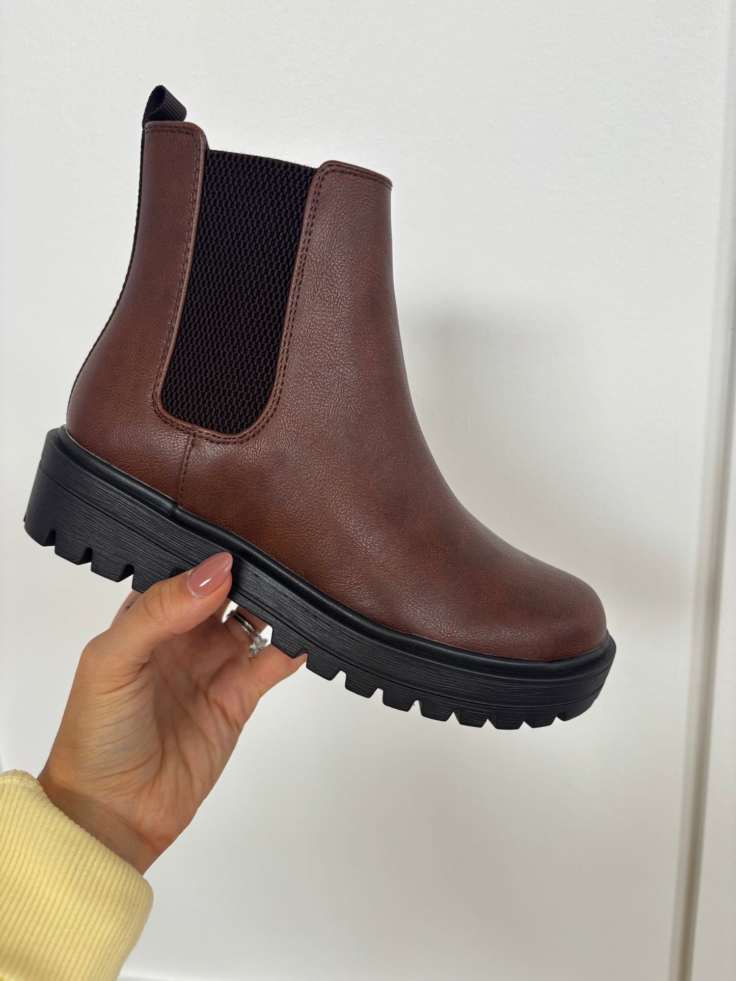 Paden Chelsea Bootie - Cognac & Black