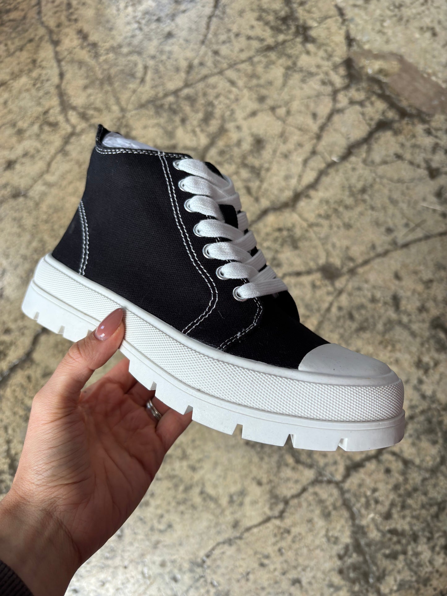 Star of the Show Black Sneakers