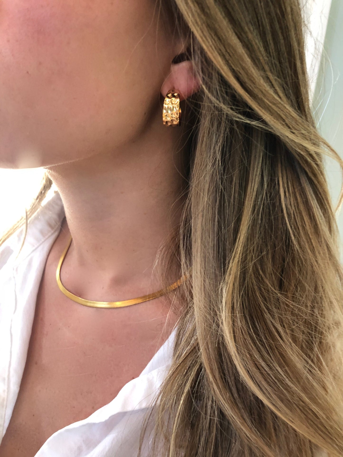 chunky hammered hoops