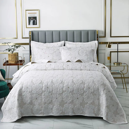 Export High-Grade Plain Embroidered Two Sides Palm Leaf Bedspread