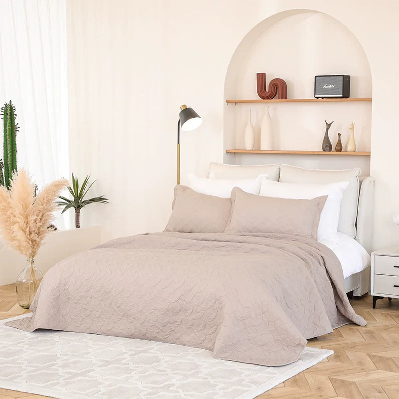 Export High-Grade Plain Embroidered Two Sides Palm Leaf Bedspread