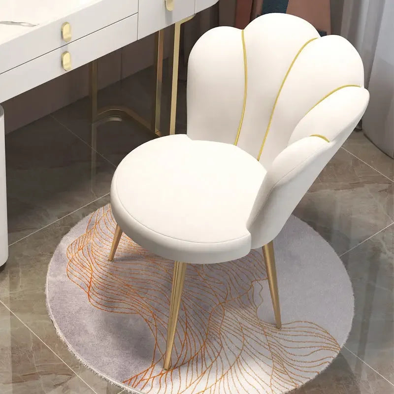 Pretty Petal Makeup Chair