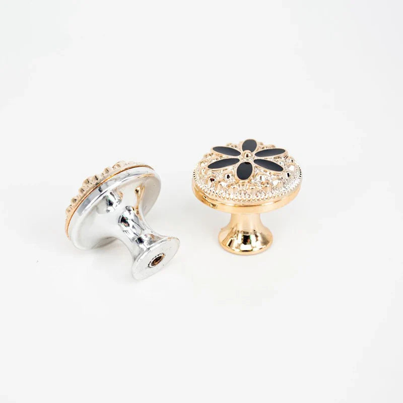 New European Single Hole Handle Gold Luxury Flower Pattern Furniture Cabinet Knobs For Home Wardrobe Door Handles Hardware