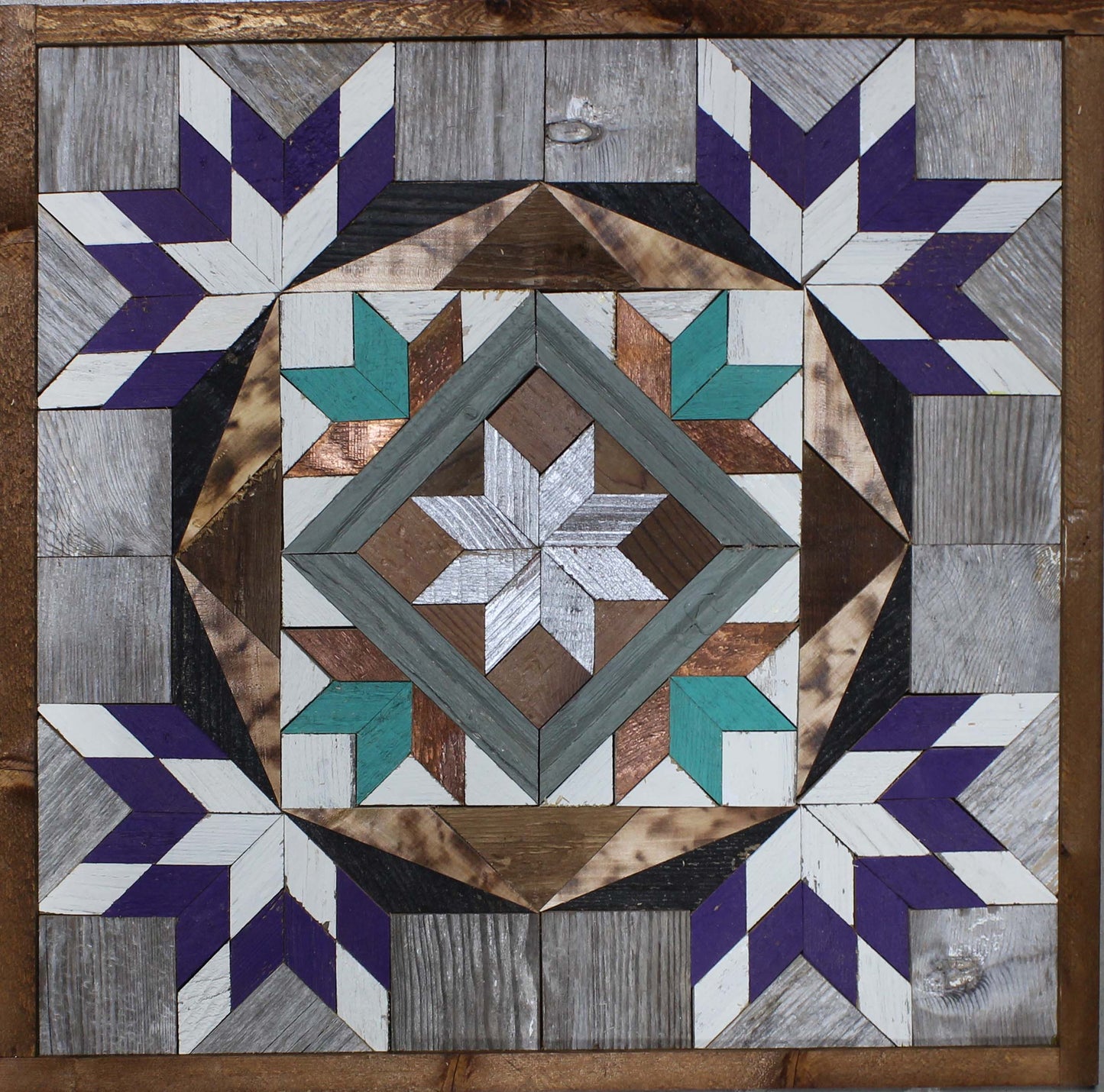 Amish Handmade Barn Quilt - Square (20.75 in x 20.75 in x 1 in)