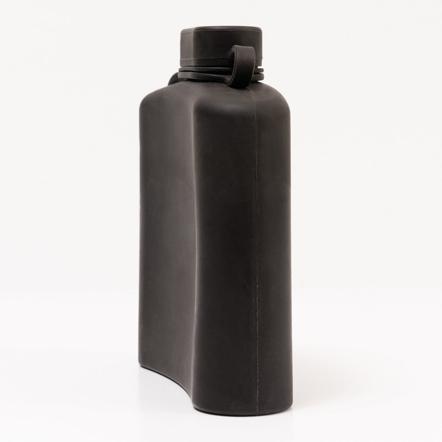 Signature Silicone Hip Flask 8Floz - Black