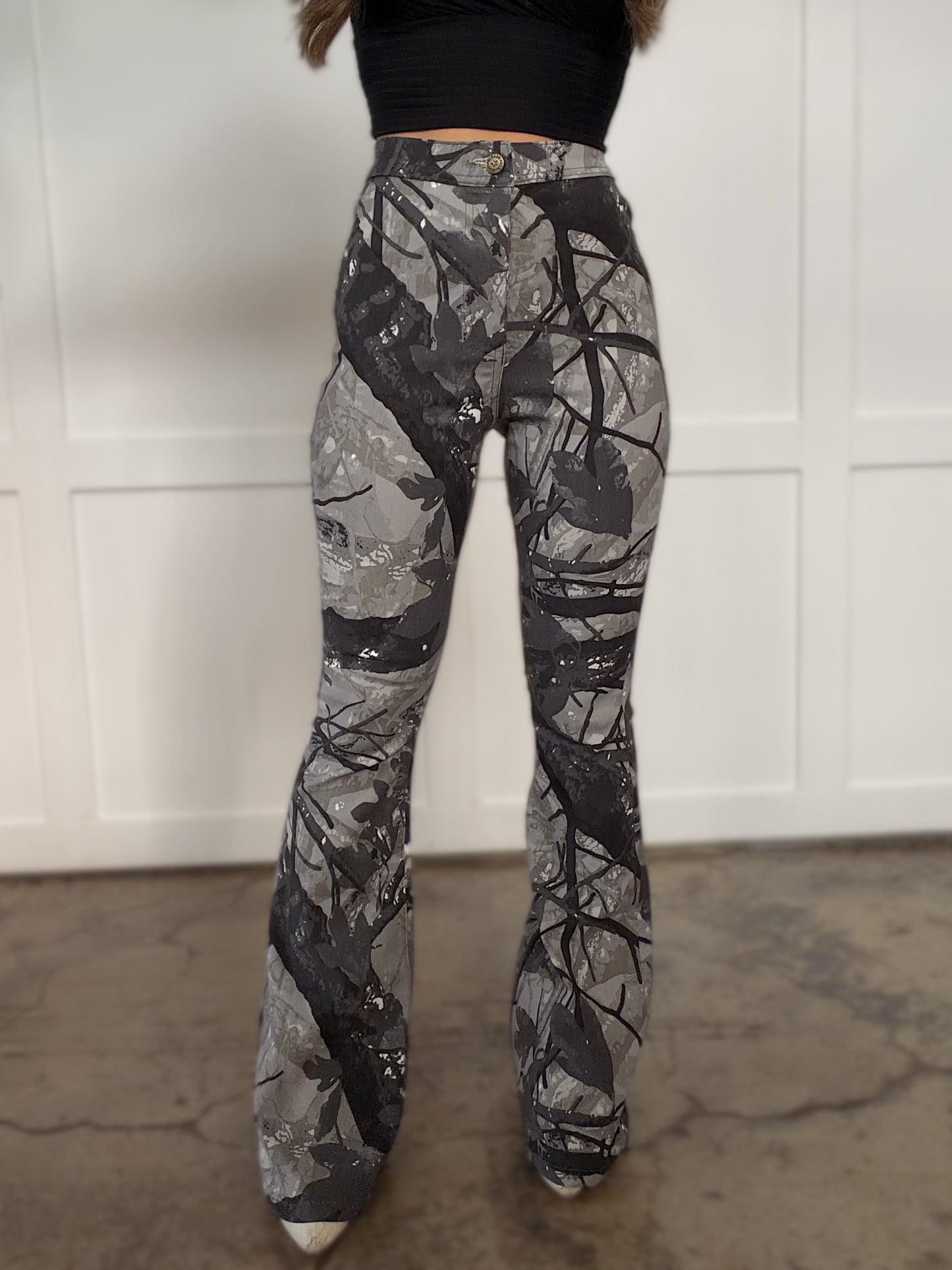 Pattern Flare Bundle (1 Fiona Flare + 1 Surprise Graphic Tee)