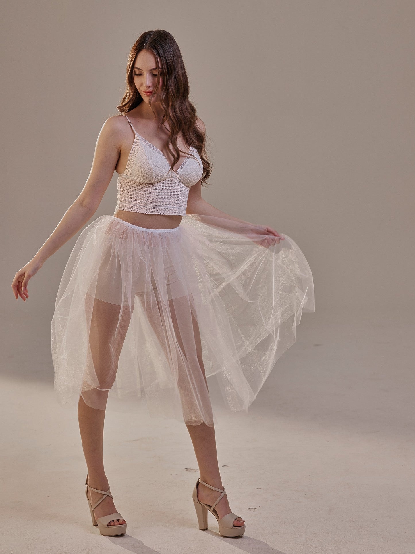 Short Soft White Tulle Skirt for Women , Flowy Mini Tulle Skirt, Bridal Party Skirt, Bachelorette Skirt
