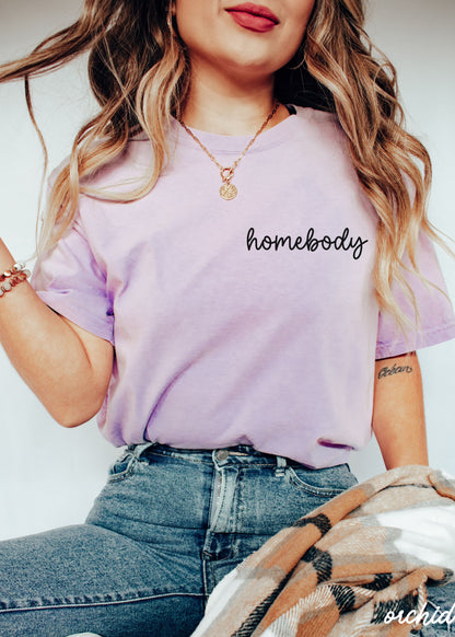 Homebody Cursive Tee *10 Colors (S-3X)