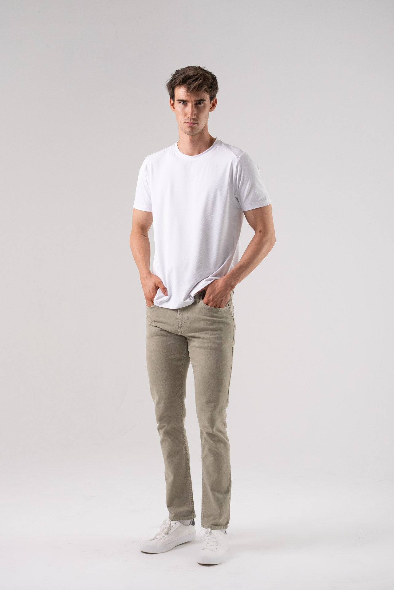 ALIVE strong tee