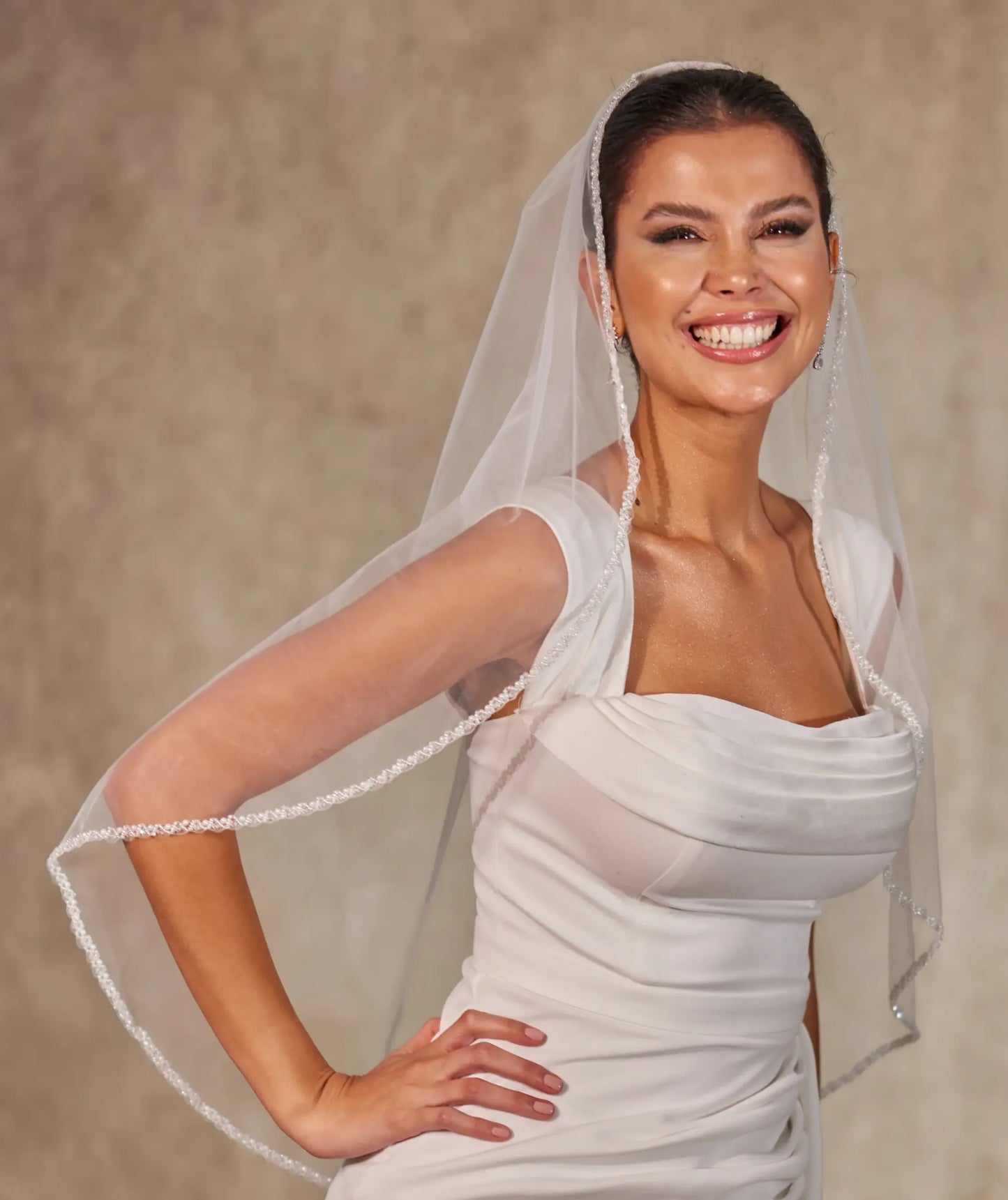 Bridal Shower Pearl Veil- D257