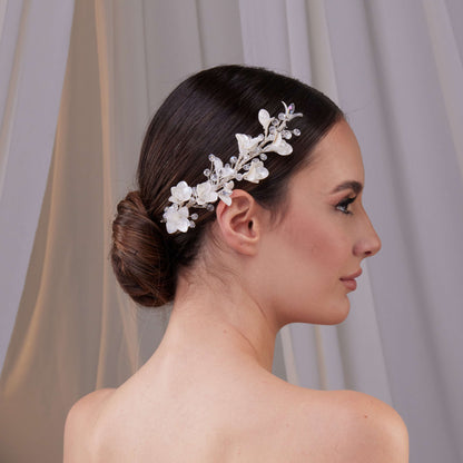 Elegant Resin Flower Bridal Hair Vine
