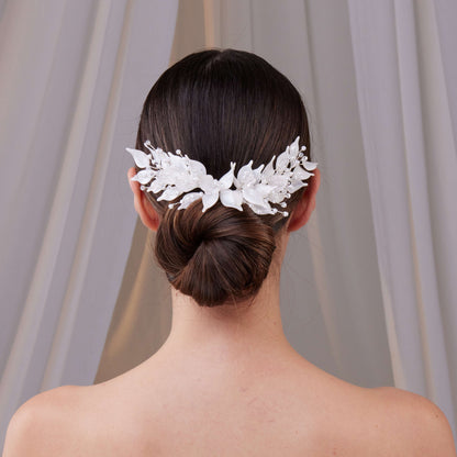 Elegant Resin Leaf Hair Comb