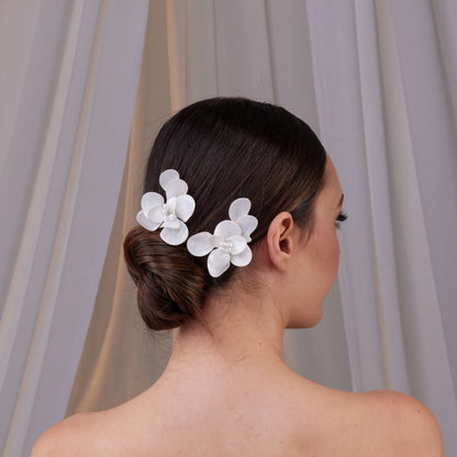 Two-Piece Resin Flower Hair Pin Set