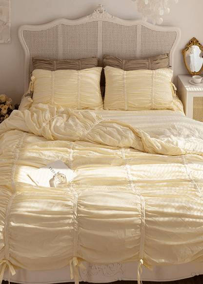 Coquette Ruffle Ribbon Ties Duvet Cover / Pink