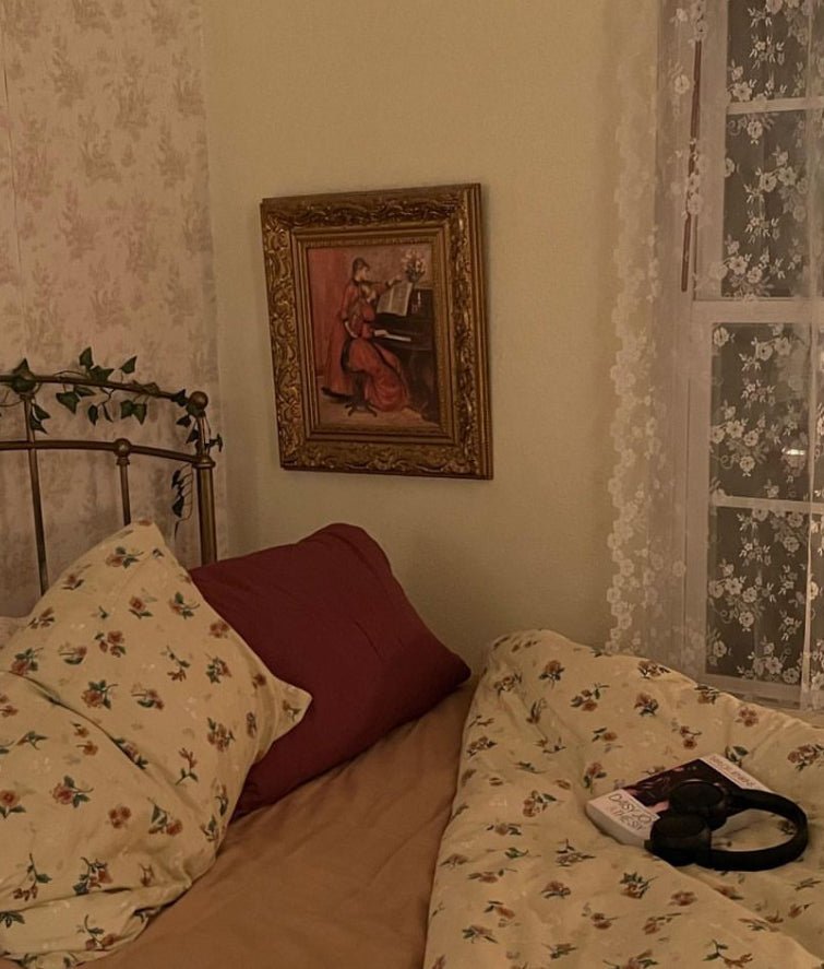 Cottage Floral Bedding Set / Orange Beige