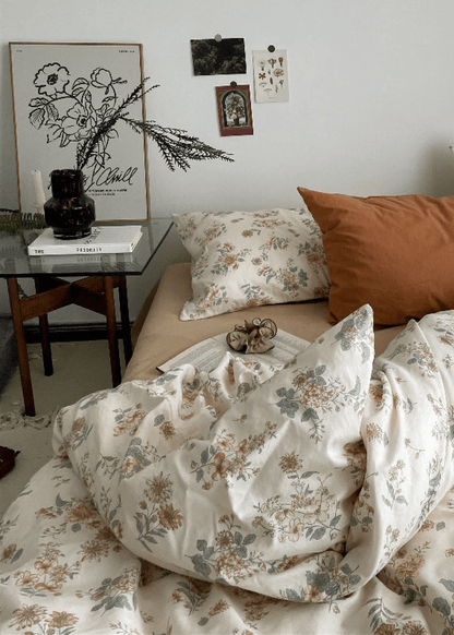 Cottage Floral Bedding Set / Orange Beige