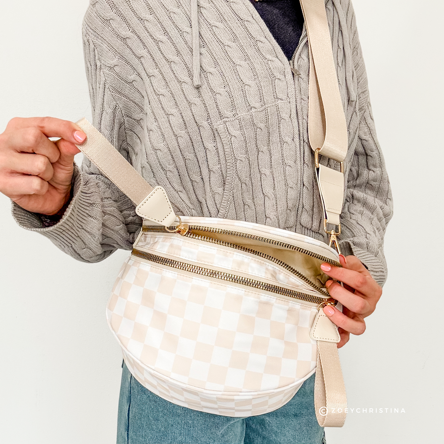 Chic & Spacious Checkered or Camo Crossbody Bag – 5 Glam Colors