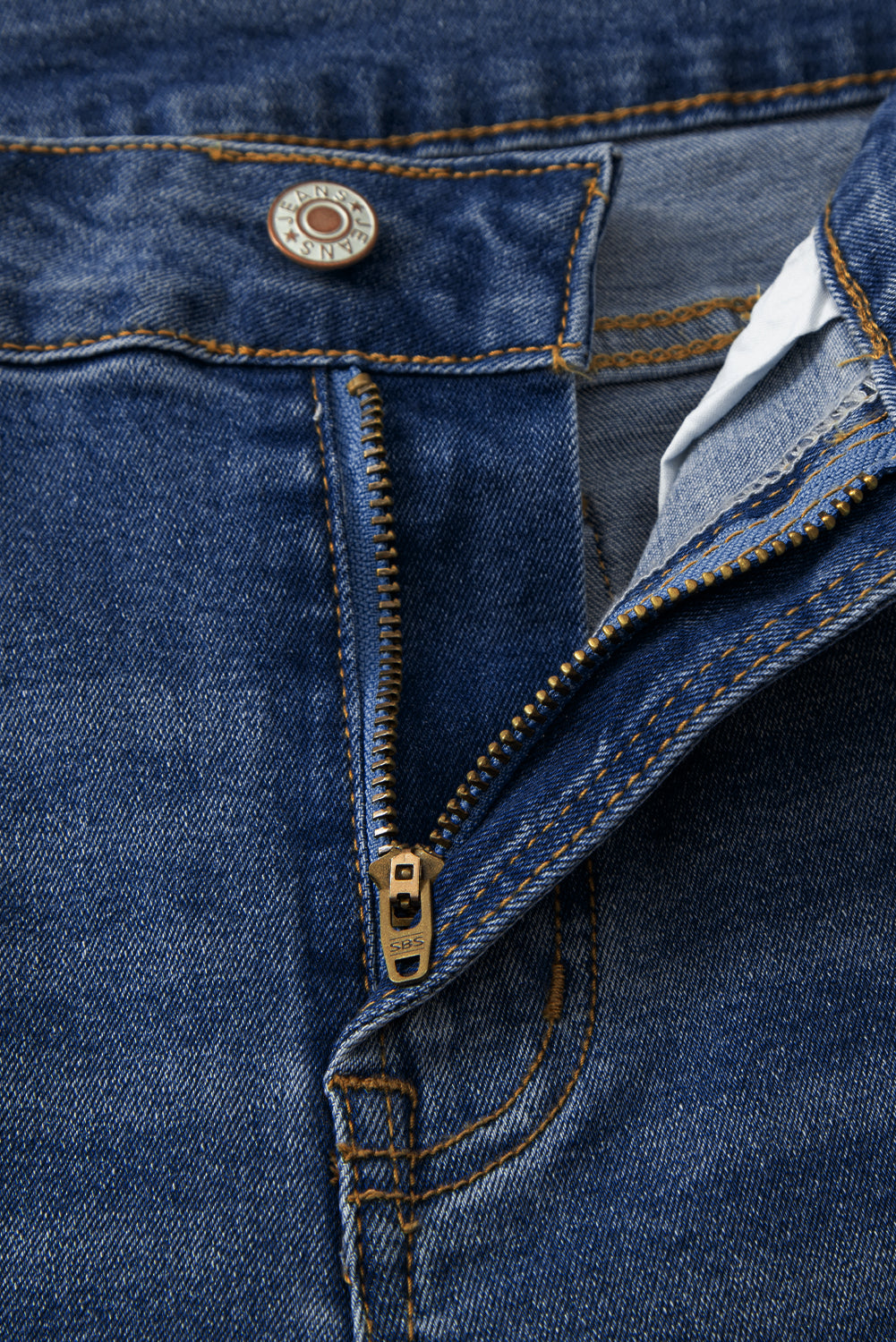 Kamiyah High Rise Loose Jeans