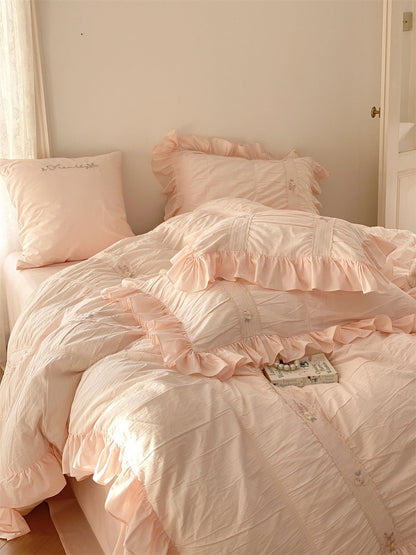 Embroidered Lace Ruffle Bedding Set / White