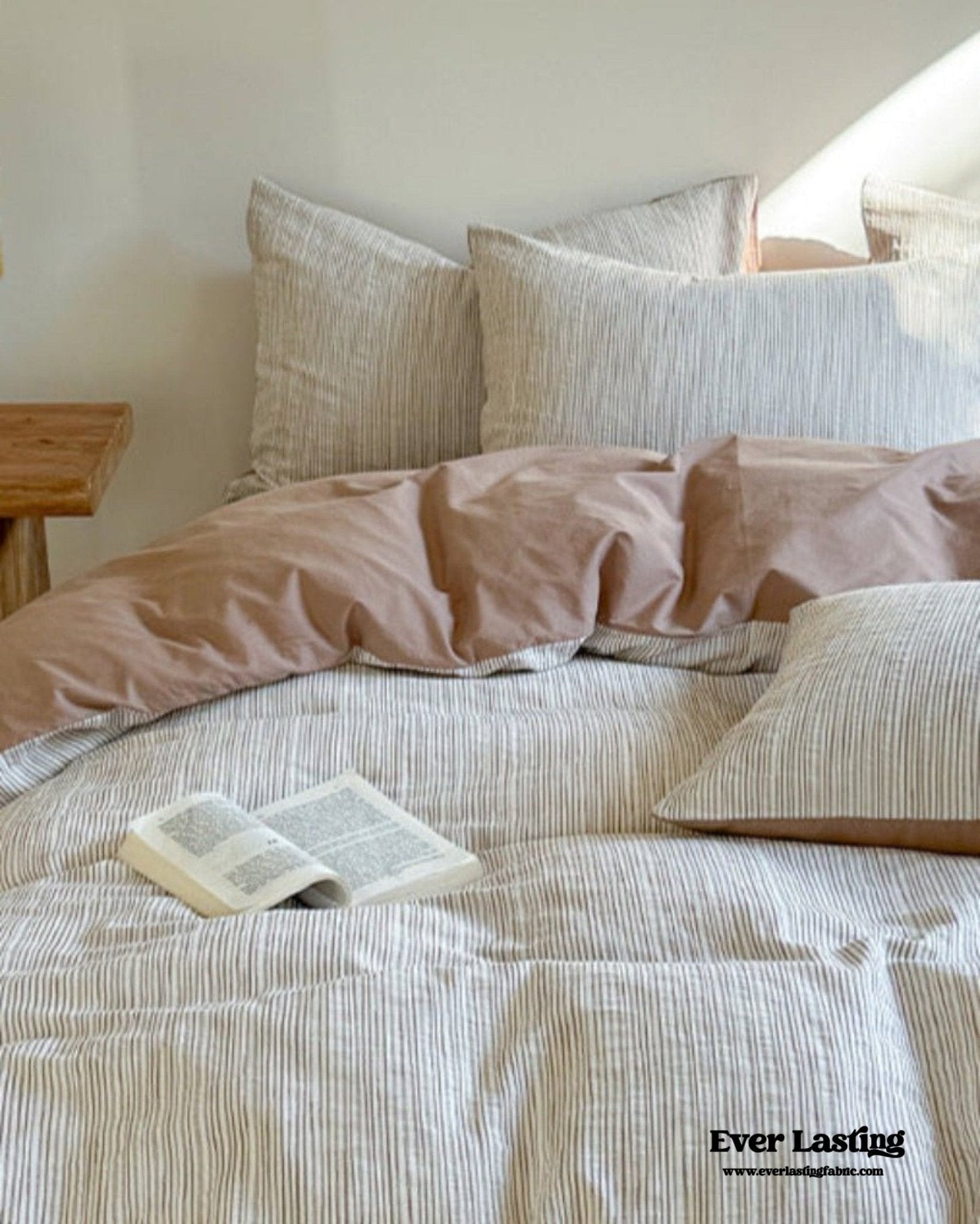 Emma Duo Striped Jacquard Bedding Set / Light Pink