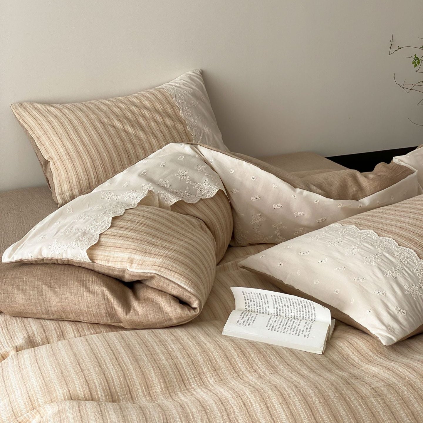 Florence Lace Double Gauze Striped Bedding Set / Brown