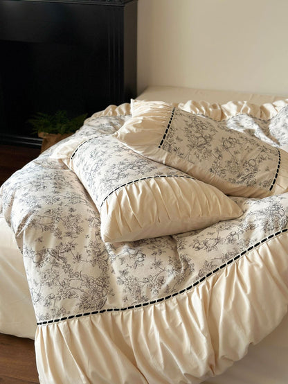 French Black Lace Bedding Set / Cream