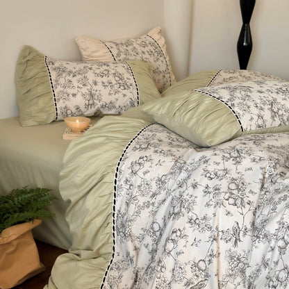 French Black Lace Bedding Set / Pink