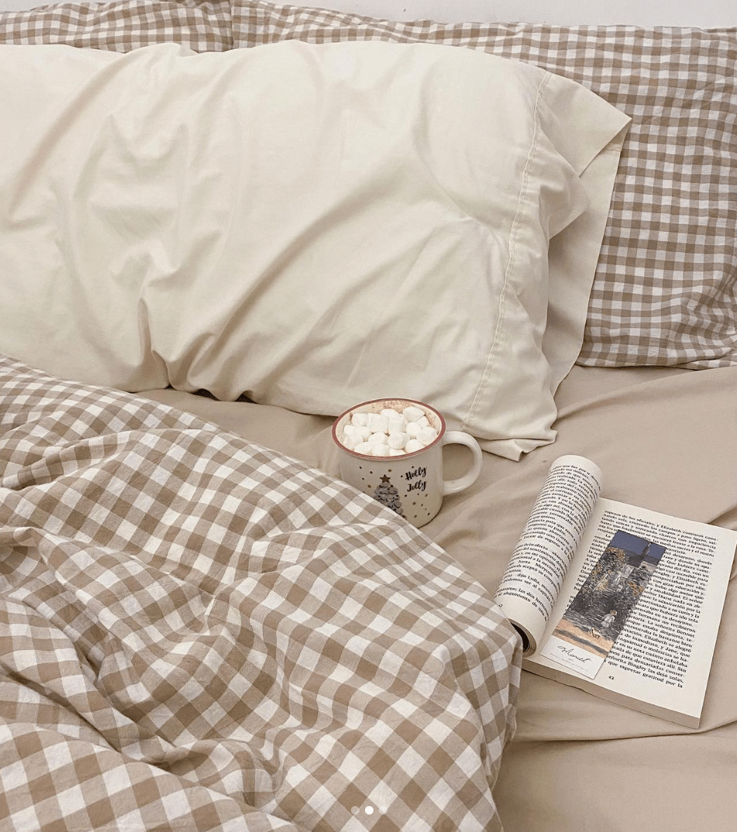 Gingham Bedding Set / Red