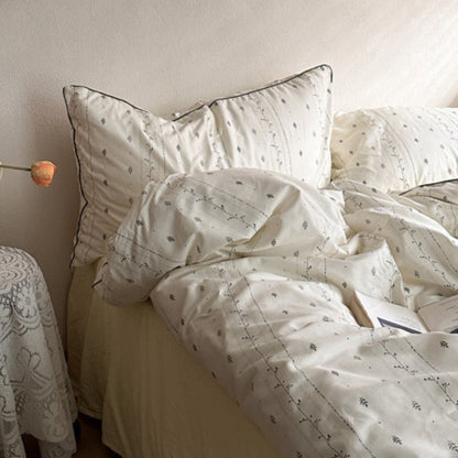 Hannah Vintage Floral Braids Cotton Bedding Set / White