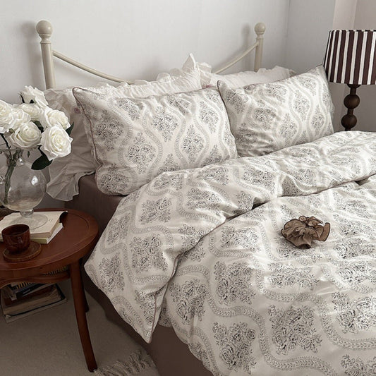 Hannah Vintage Floral Braids Cotton Bedding Set / White