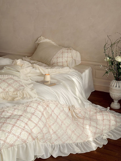 Haute Pearl TENCEL™ Bedding Set / Blush Romance