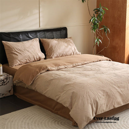 Hidden Garden Jacquard Floral Bedding Set / Moss Green