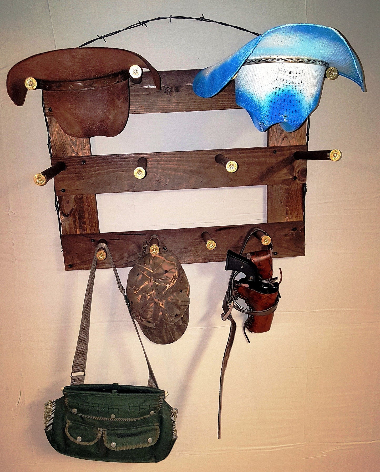 The 4-Hatter: Horizontal Wall-Hanging Western Organization