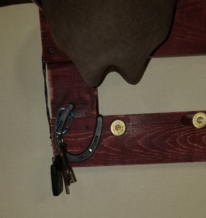 The 4-Hatter: Horizontal Wall-Hanging Western Organization