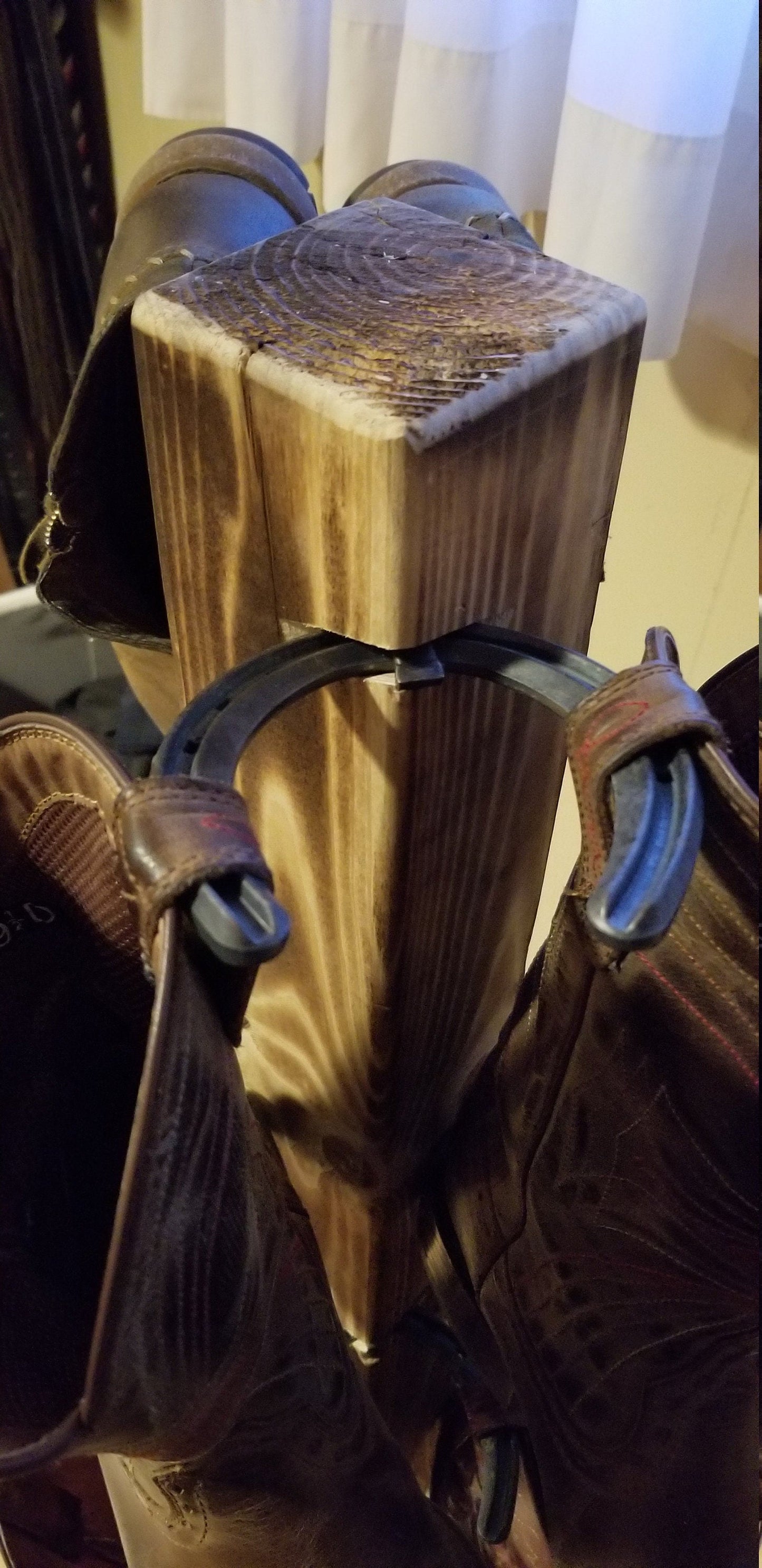 The Grand Commander: 6 Pair Cowboy Boot Floor Stand