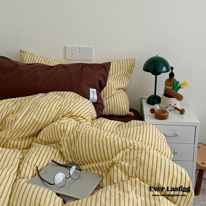 James Striped Bedding Set / Purple