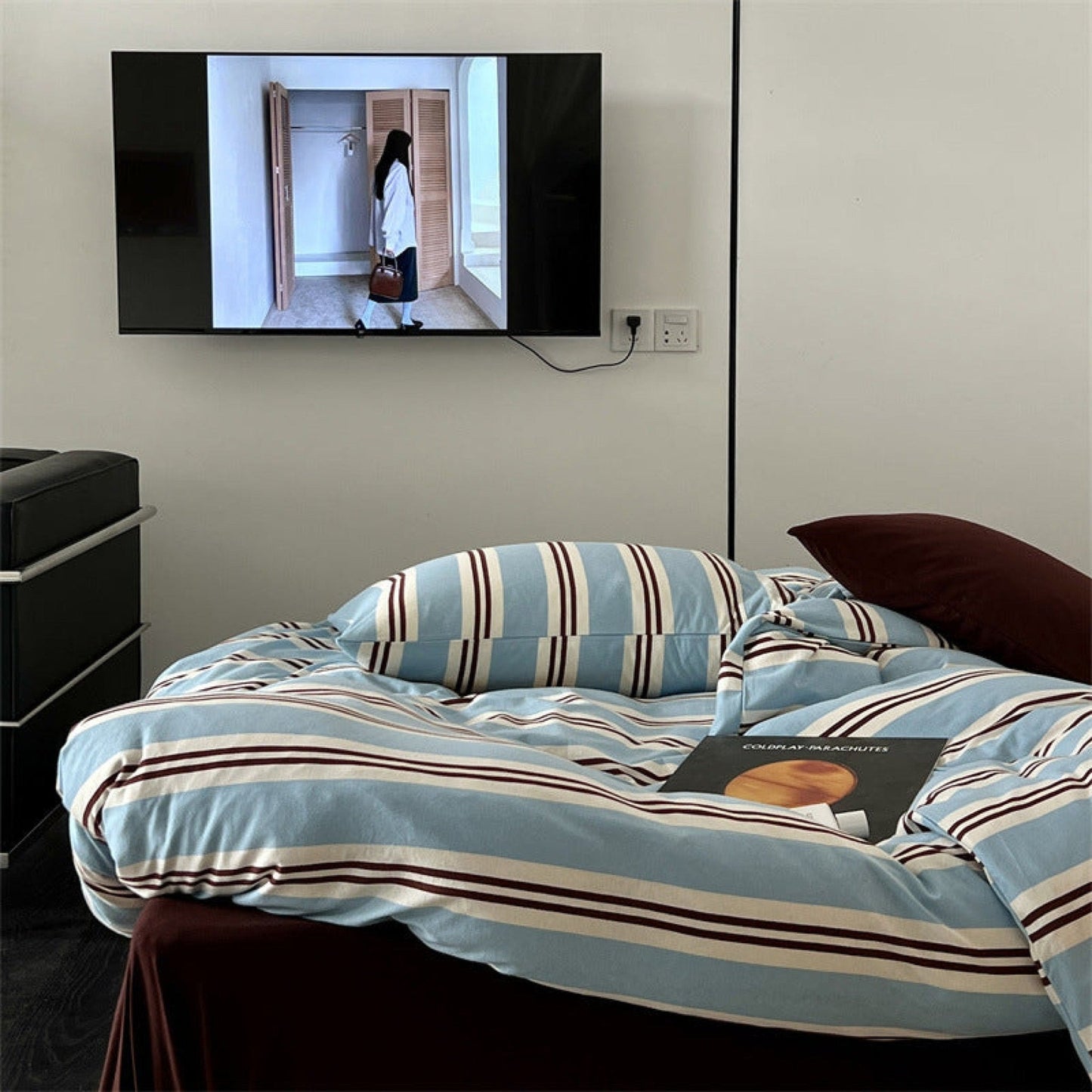Jersey Knit Retro Stripe Bedding Set / Blue + Burgundy