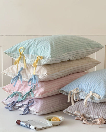 Josie Bow Tied Stripe Pillowcases / Green