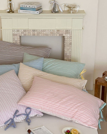Josie Bow Tied Stripe Pillowcases / Green