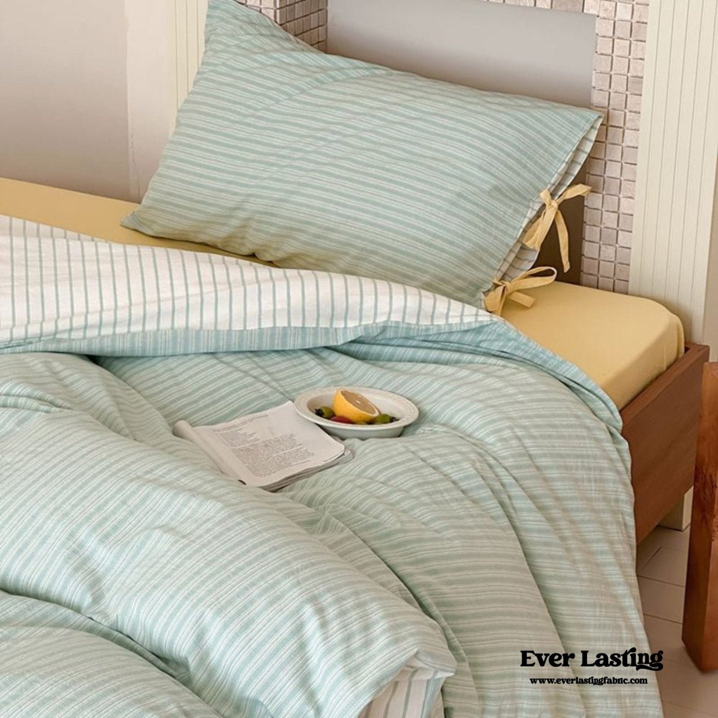 Josie Bow Tied Striped Bedding Set / Pink