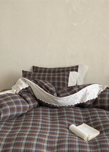 June Lace Double Gauze Gingham Bedding Set / Red