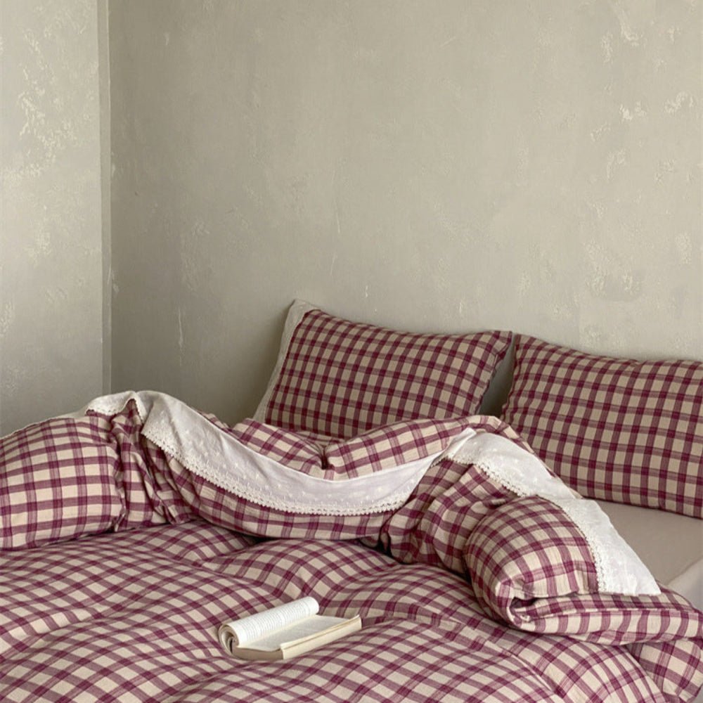 June Lace Double Gauze Gingham Bedding Set / Red