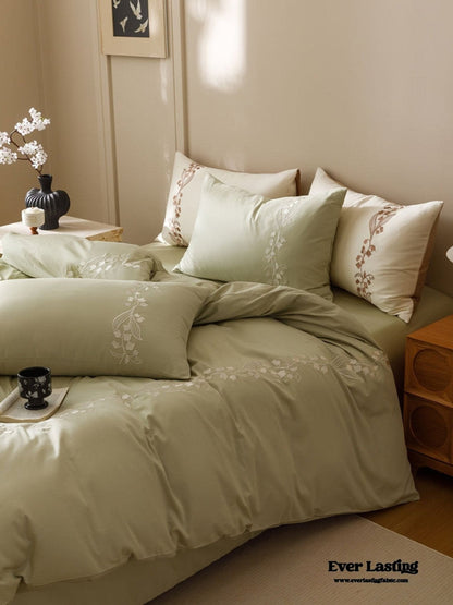 Lily of the Valley Embroidered Silky Bedding Set / Pink
