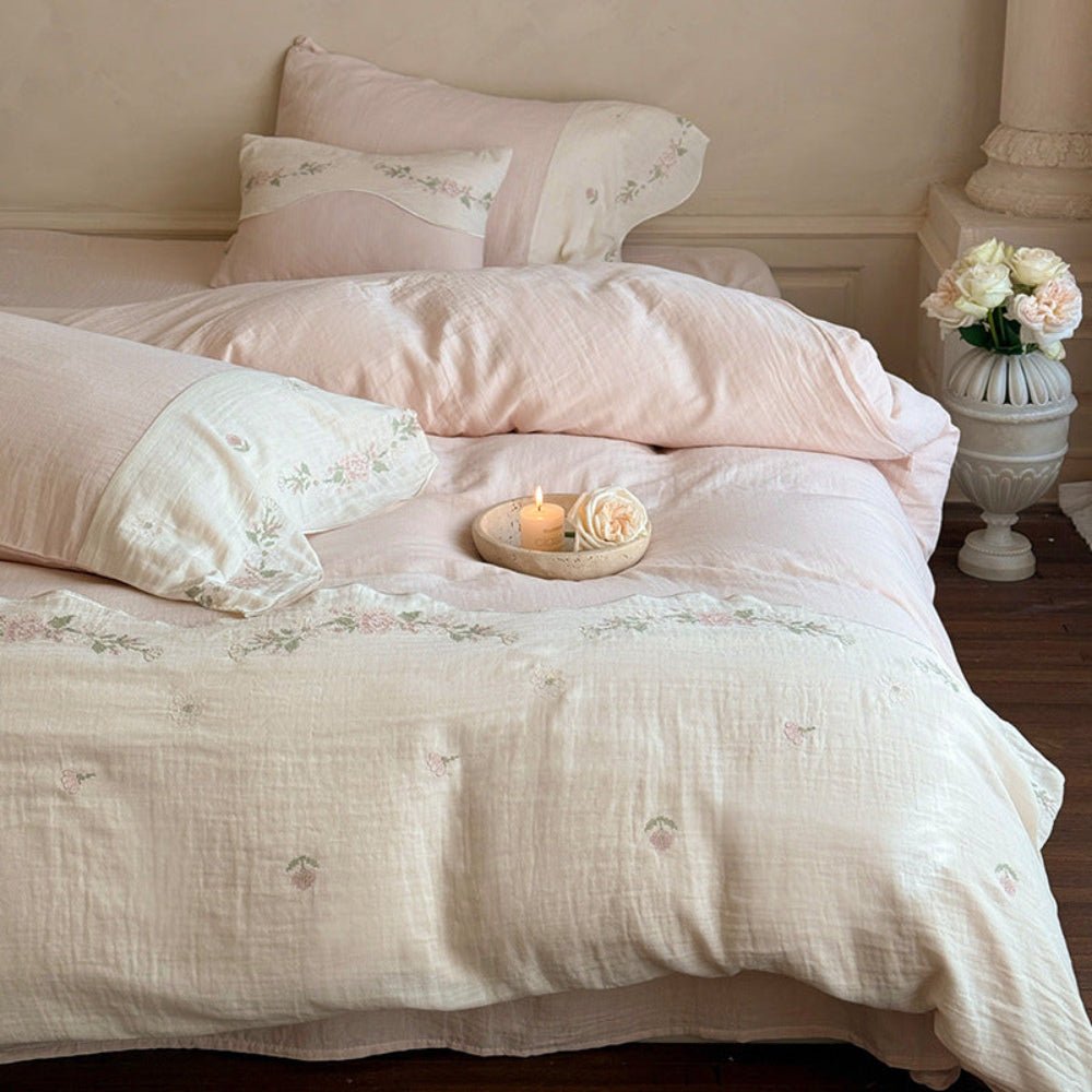 Maeve Floral Double Gauze Bedding Set / Khaki