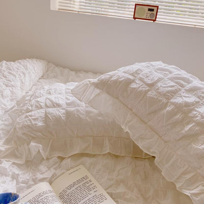 Marshmallow Puff Ruffle Bedding Set / White