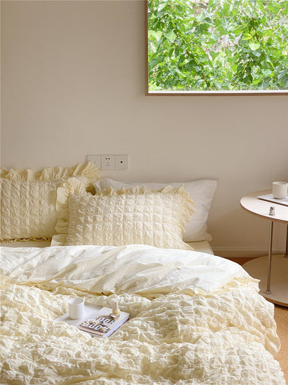 Marshmallow Puff Ruffle Bedding Set / White