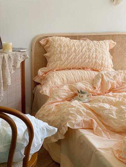 Marshmallow Puff Ruffle Bedding Set / Yellow