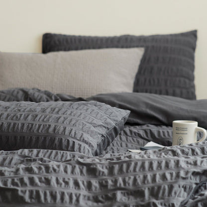 Minimal Bubble Textured Bedding Set / Beige